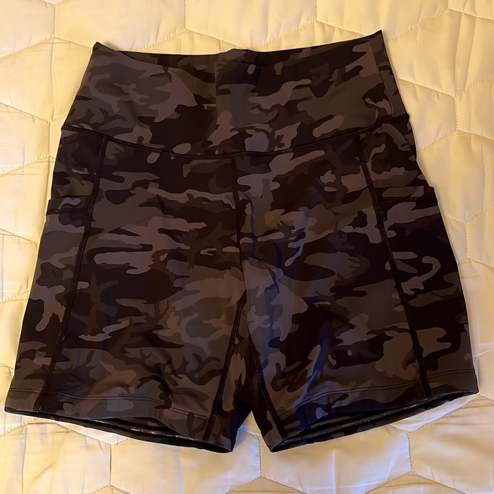 Constantly Varied Gear 7inch shorts